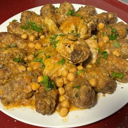 Incredibly Tasty Dish: Chicken and Special Meatballs in Sauce