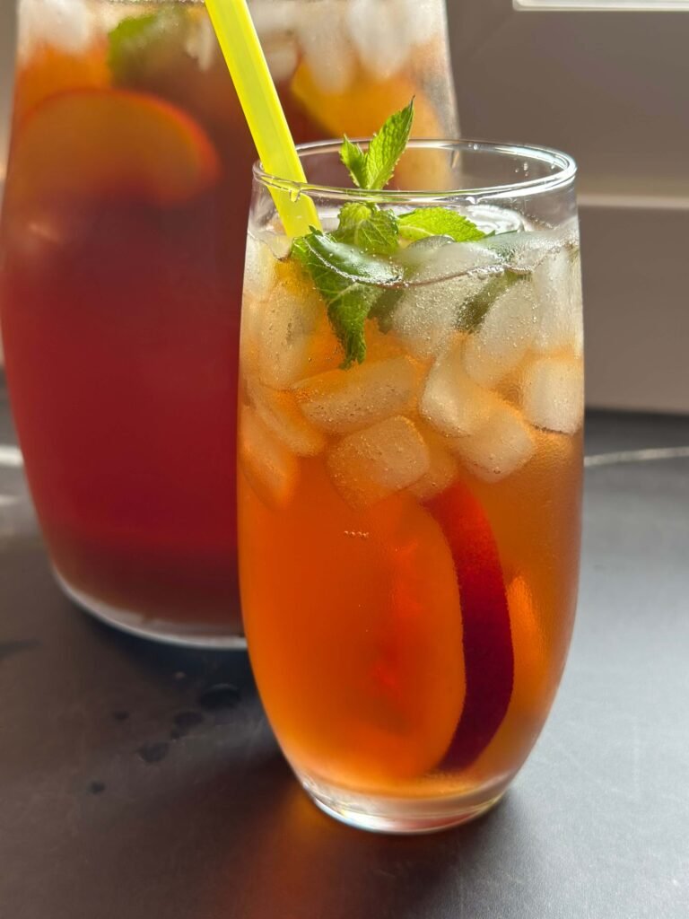 Vaso de Nestea de nectarina